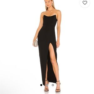 Ryleigh Strapless Maxi Dress in black size: XS
Brand: Superdown.